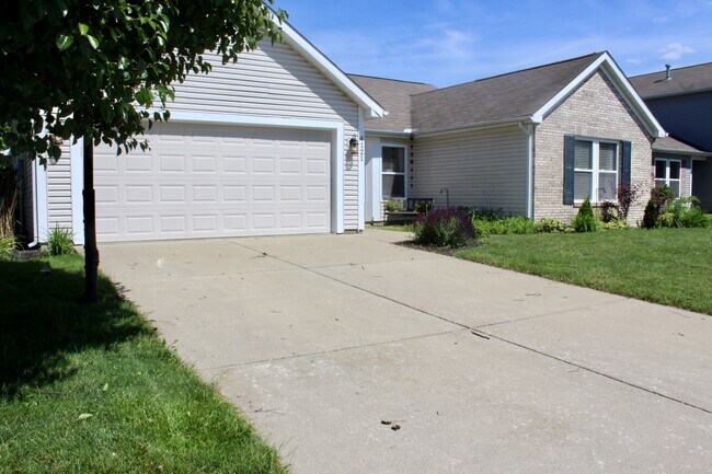 Building Photo - Beautiful 3 Bedroom 2 Bath in Sterling Heights