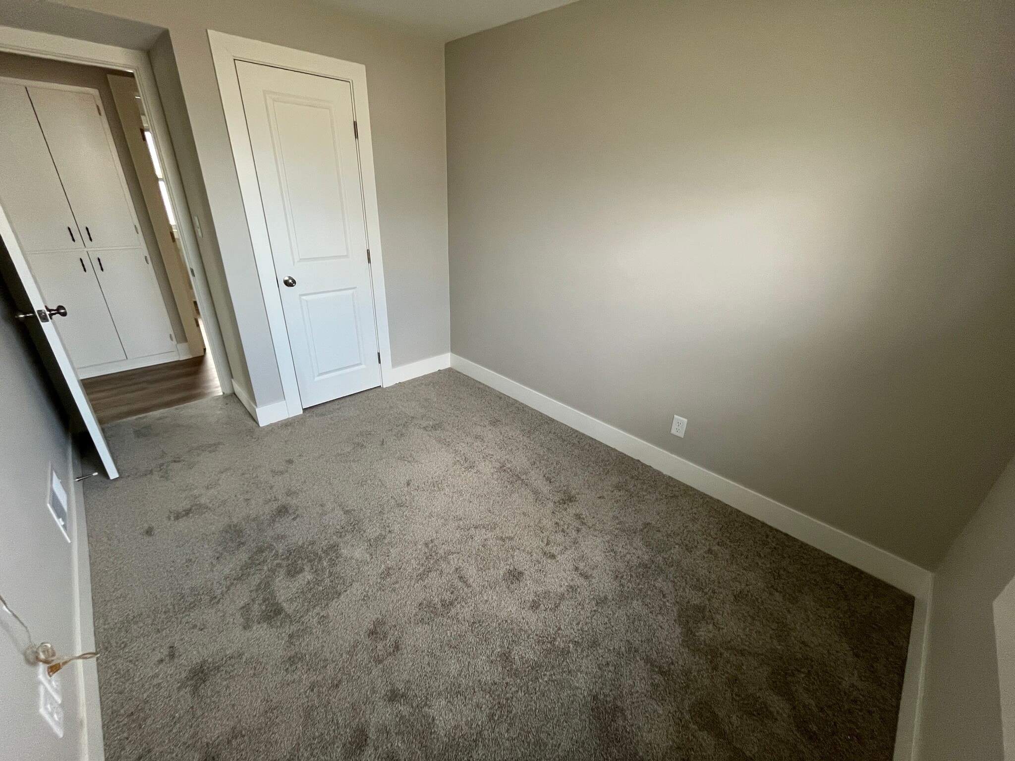 Building Photo - 393 W 20th St