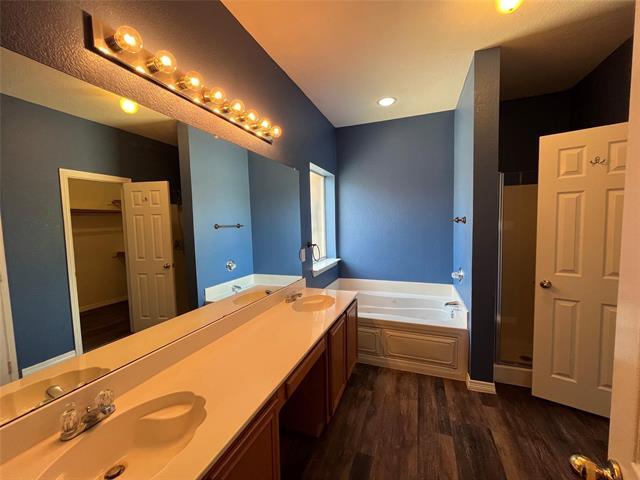 Building Photo - 741 Willow Crest Dr