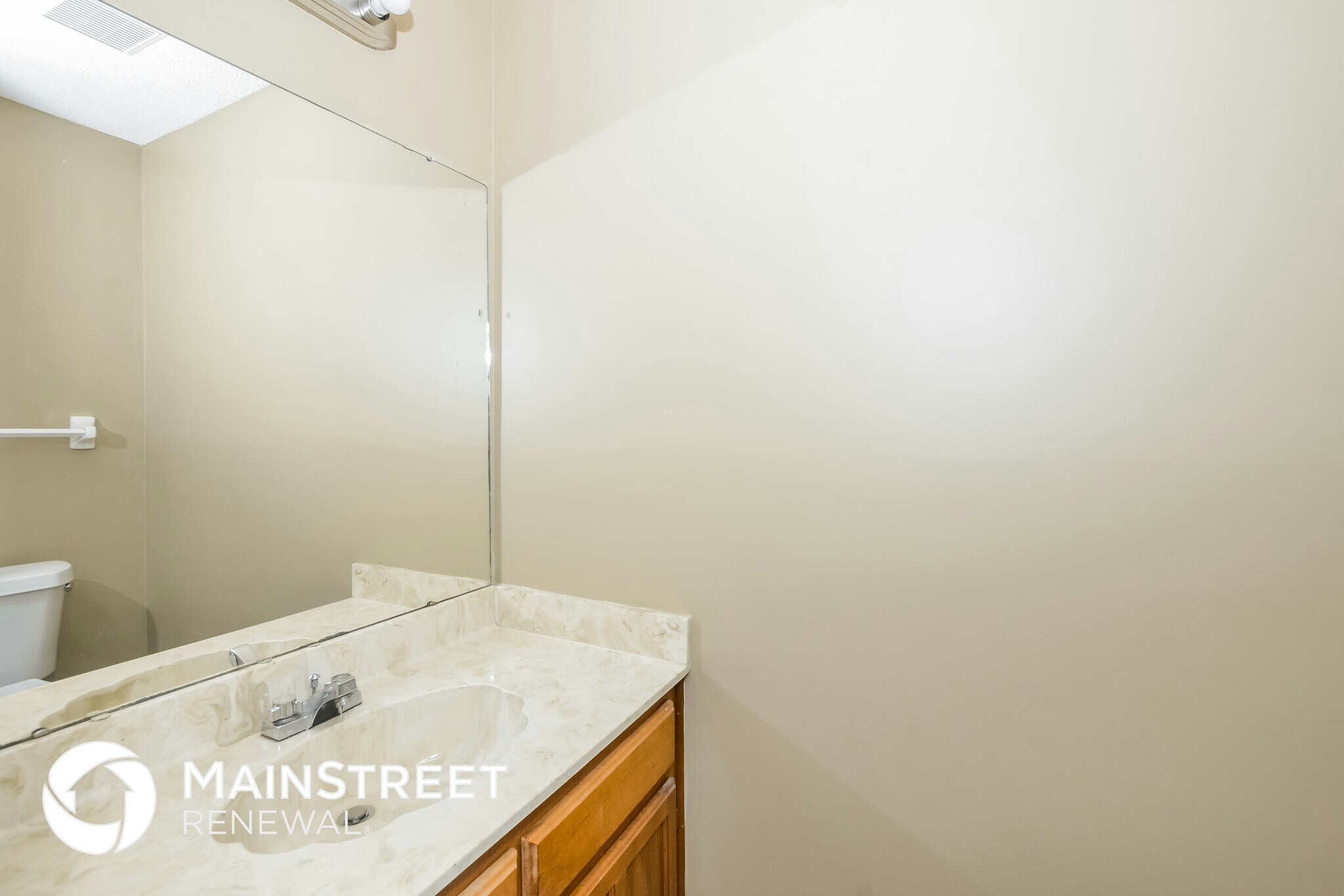 Building Photo - 4090 Barnstable Cove