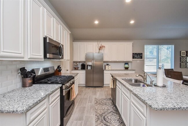 Building Photo - 18119 Humber River Ln