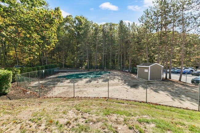 Building Photo - 440 North Ave