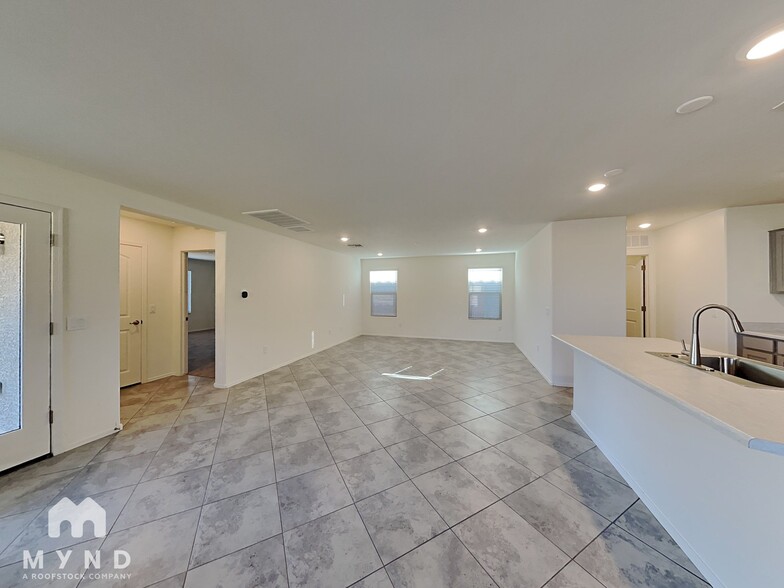 Building Photo - 7829 S New Strike Way