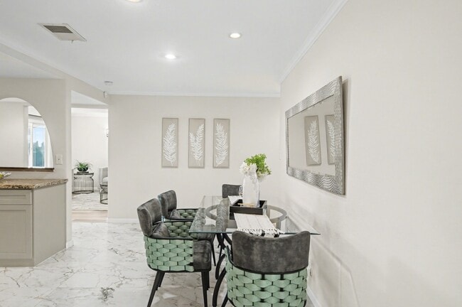 Building Photo - Modern 3BD Home with Eco Water Systems, EV Charging & Designer Finishes – Prime San Jose Locale