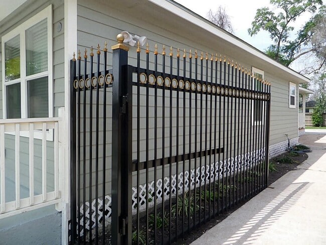 Building Photo - 1511 Egypt St