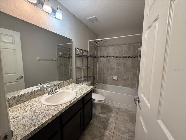 Building Photo - 5011 Chipotle Ln