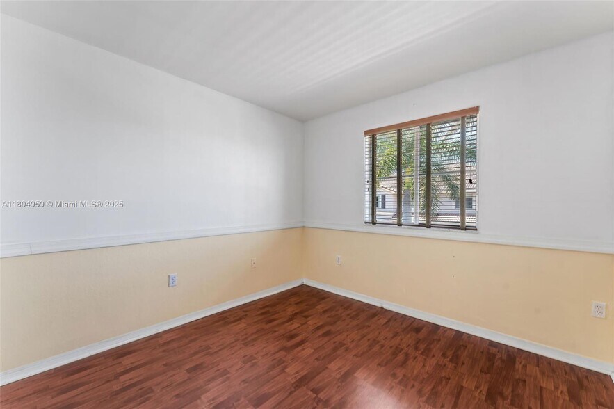 Building Photo - 8936 W Flagler St