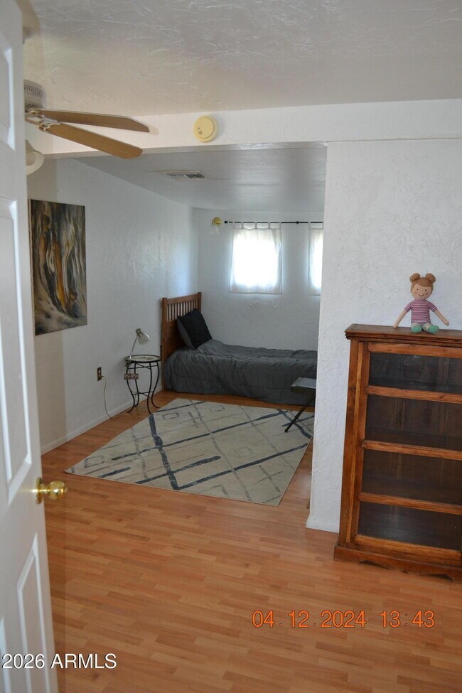 Building Photo - 658 S Palo Verde Dr