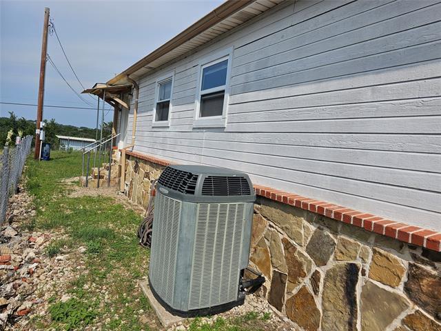 Building Photo - 106 Tumbleweed Dr