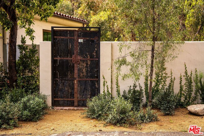 Building Photo - 7776 Firenze Ave