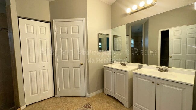 Building Photo - 2429 Sapier Ct