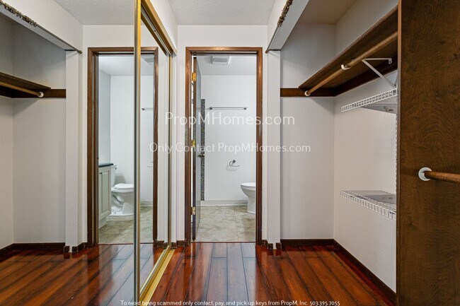 Building Photo - One Bedroom Condo In Mt. Park with Mt Park Rec Center Access!