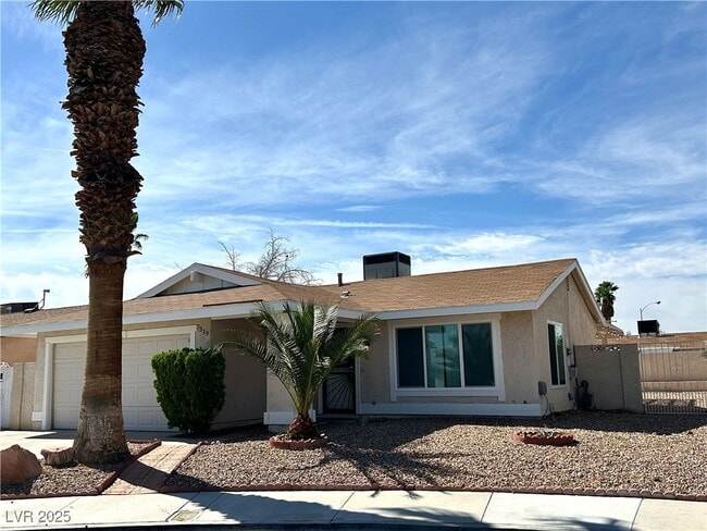 Primary Photo - 7319 Clearwater Cir