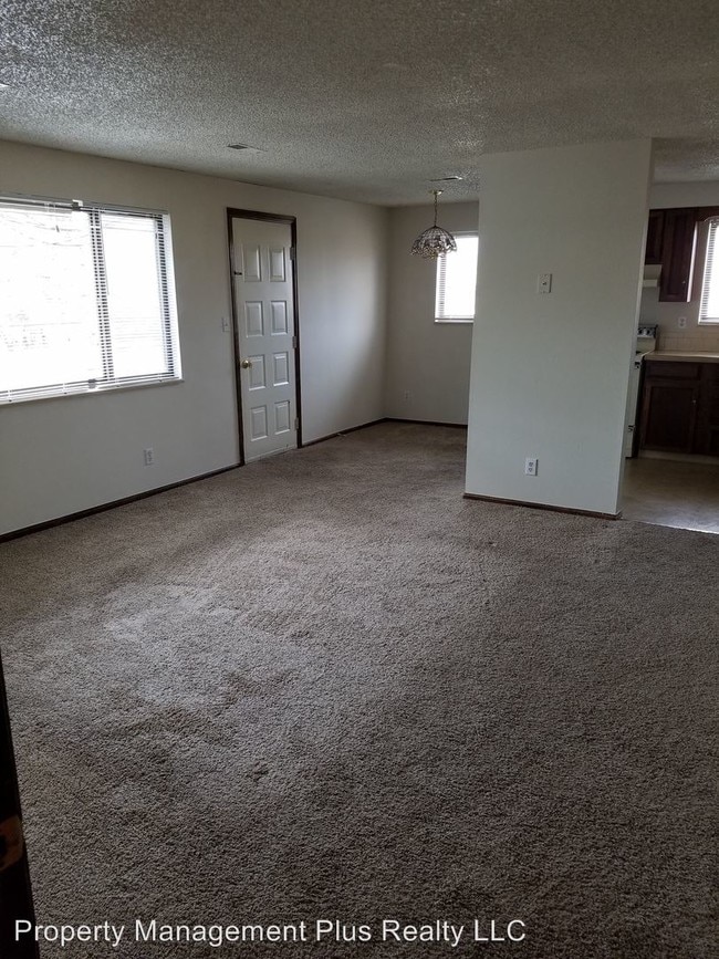 Building Photo - 1610 9th Ave