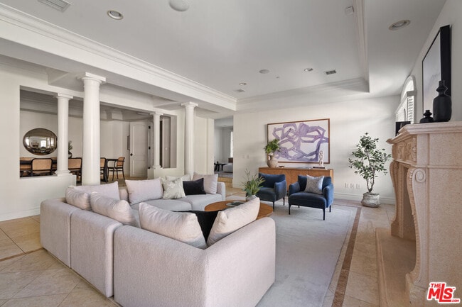 Building Photo - 3697 Benedict Canyon Ln