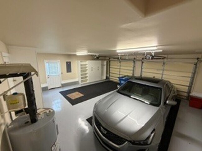 Building Photo - 1150 Groppo Cove