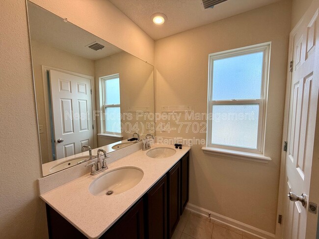 Building Photo - 11876 Junegrass Rd