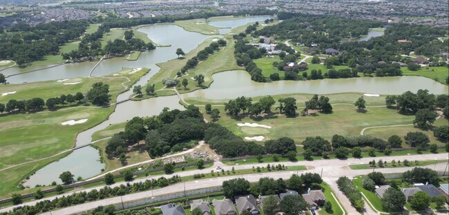 Building Photo - 17122 Canterbury Green Ct
