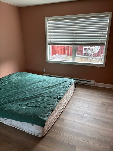 Bedroom - 701 Ferndale Ct