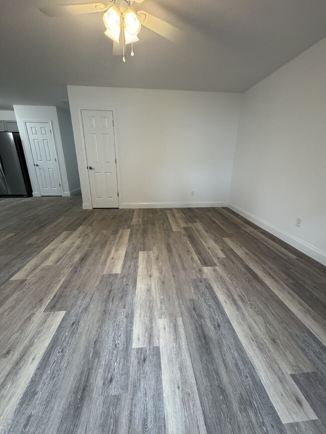 Building Photo - "Charming 3-Bedroom Retreat with 2 Full Baths on Quinn Hill Lane, Mars Hill!"