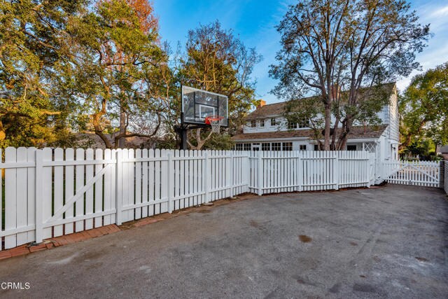 Building Photo - 2355 Melville Dr