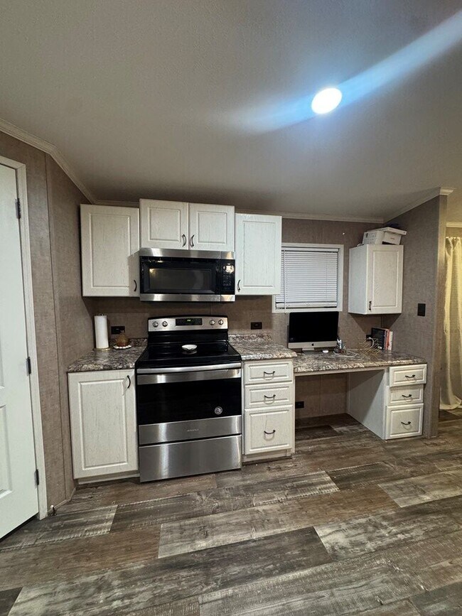 Building Photo - 4009 Brk