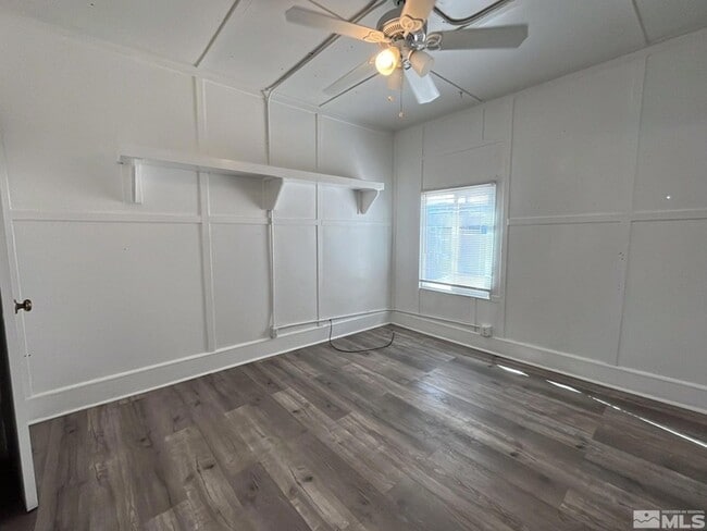 Building Photo - 1027 1/2 W 2nd Street Unit
