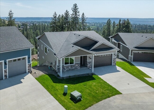 Building Photo - $3,600 - 4 Bed / 3 Bath Gorgeous Brand New...