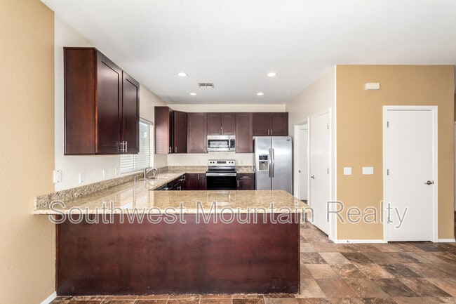 Building Photo - 28123 N Quartz Dr