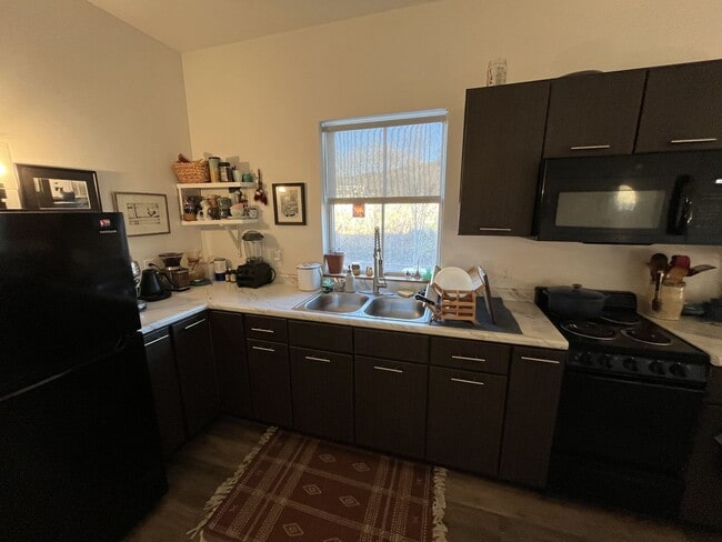 Building Photo - 2BD/1BA In Richmond