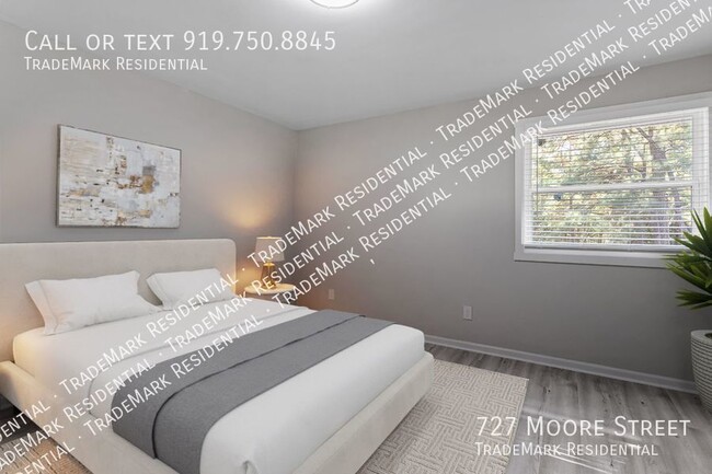 Building Photo - 727 S Moore St