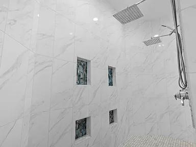 Building Photo - 1100 Whispering Winds Dr