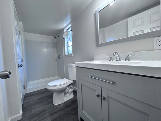 Building Photo - Updated Three Bedroom Two Bathroom Home