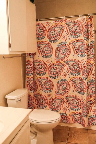 Building Photo - 129 E Morningside Dr