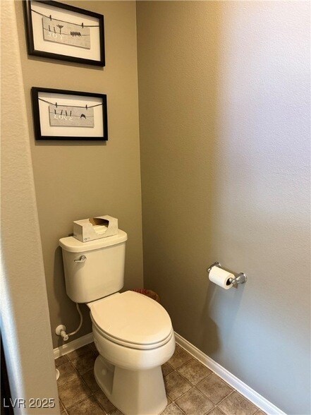 Building Photo - 745 Shiva St