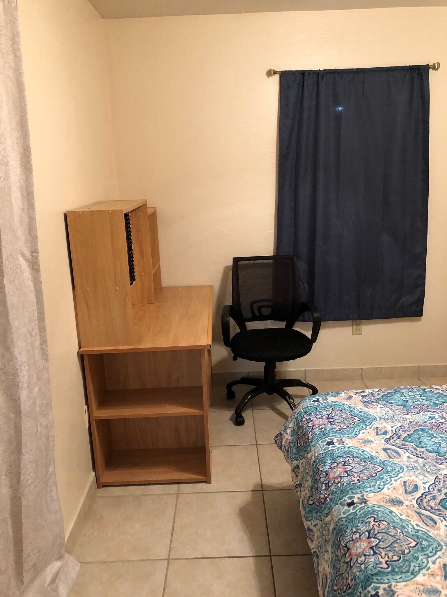 Building Photo - 2360 SW Archer Rd