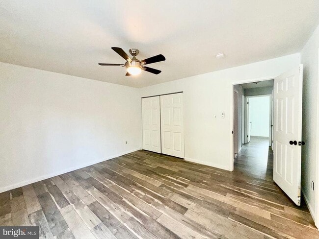 Building Photo - 7635 Stoney Creek Dr