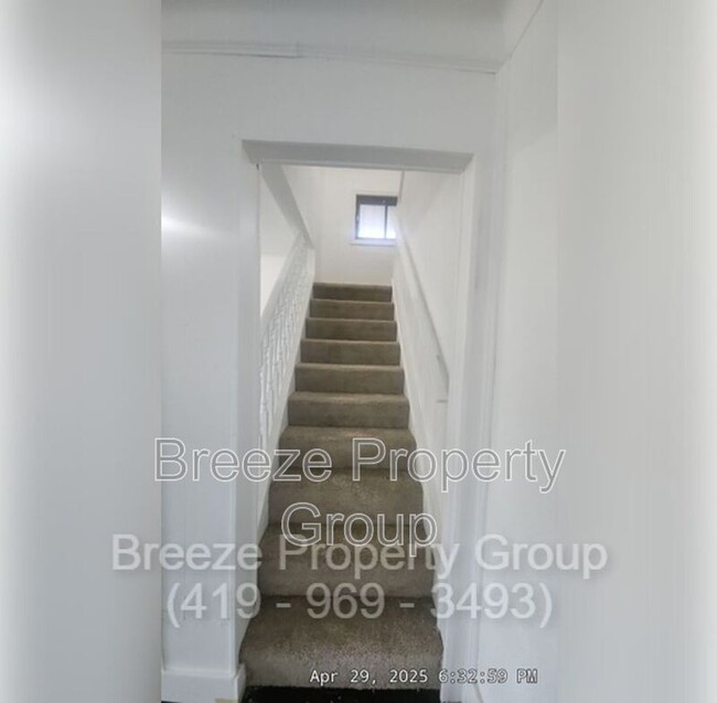 Building Photo - 56 E Pearl St