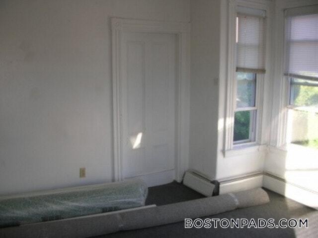 Building Photo - 35 Brookline St