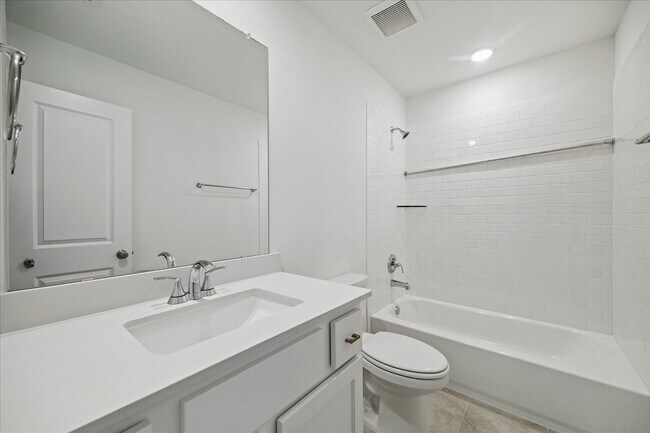 Building Photo - 29802 Ellwood Ln