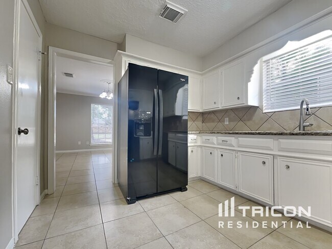 Building Photo - 20202 Laverton Dr