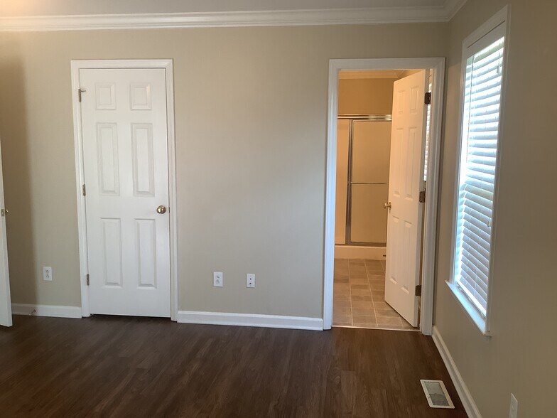 Building Photo - 3902 Hunt Chase Ct