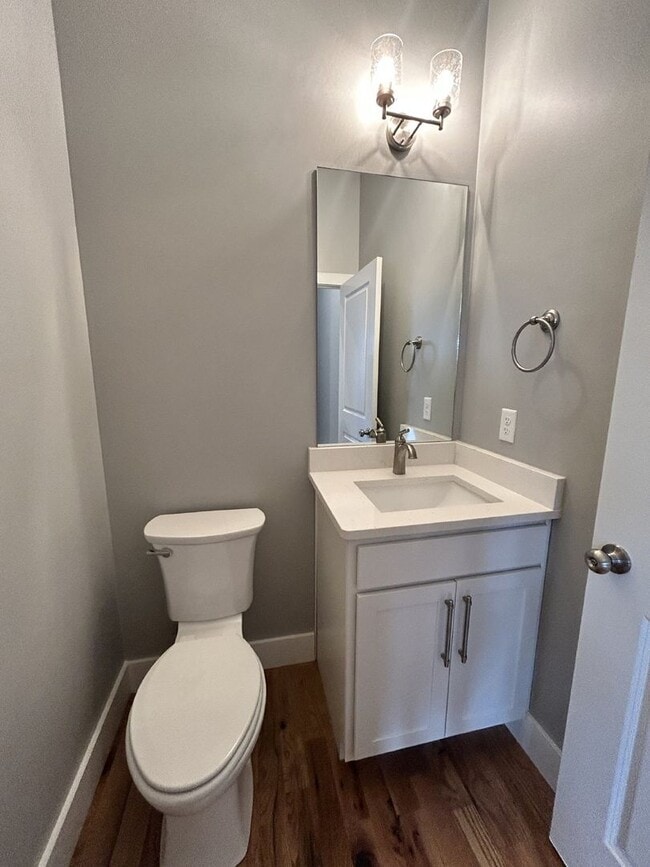 Building Photo - *MOVE IN SPECIAL 1/2 security deposit and waiving $175 Admin Fee!* New Build 3 Beds | 3.5 Baths |...