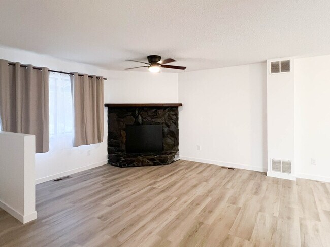 Building Photo - 7830 Kiana Cir
