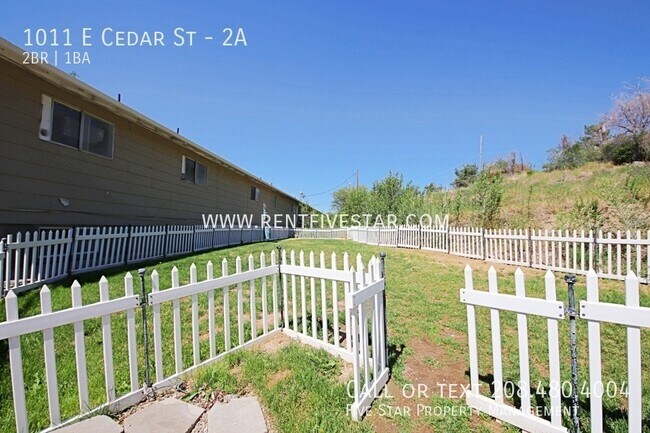 Building Photo - 1011 E Cedar St