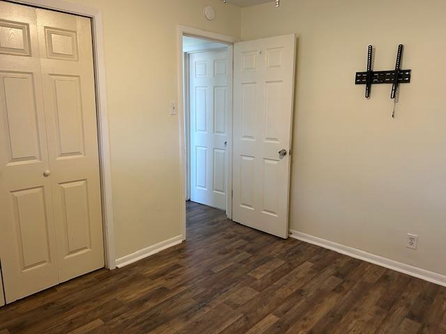 Building Photo - 1307 W Palm Dr