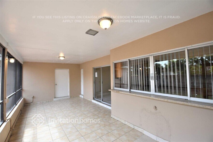 Building Photo - 2231 SW 67th Way