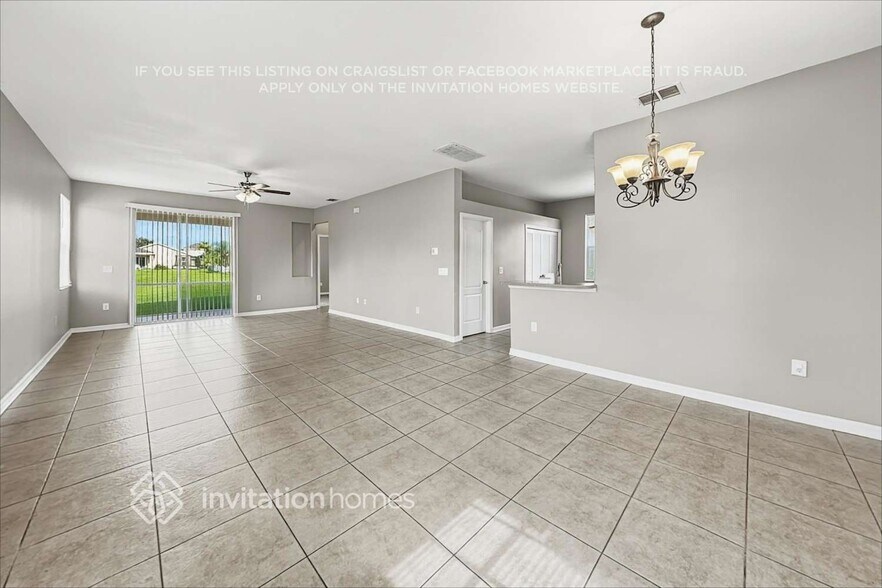 Building Photo - 7232 53rd Pl E