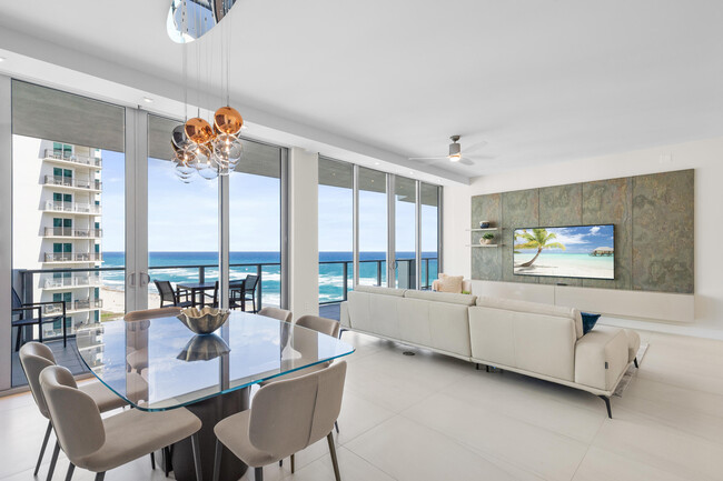 Building Photo - 3100 N Ocean Dr
