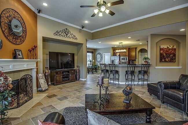 Building Photo - 9422 Cheslyn Ct